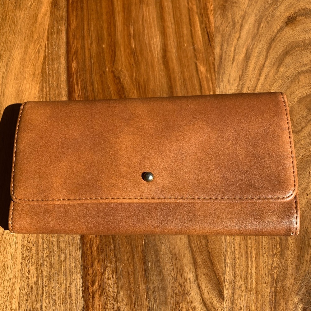 Universal Thread Wallet